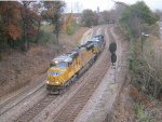 UP SD70M 4977 & CSX AC4400CW 525